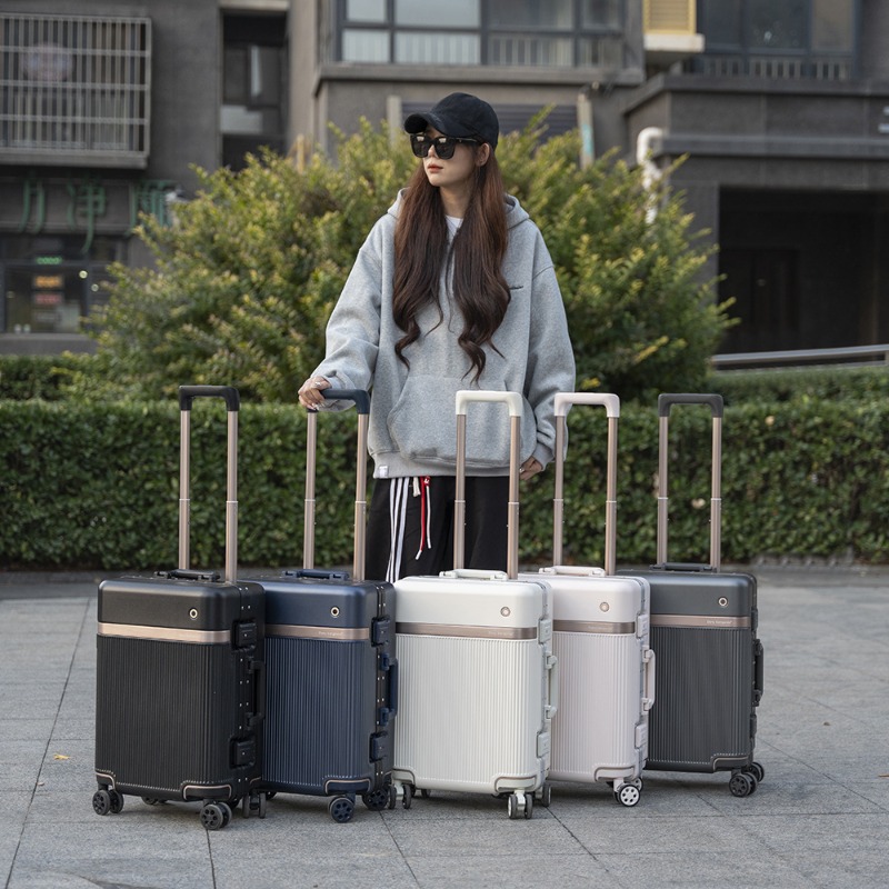 Valise de voyage 20/22/24/26 p - Aluminum Frame Carry On Luggage avis et prix