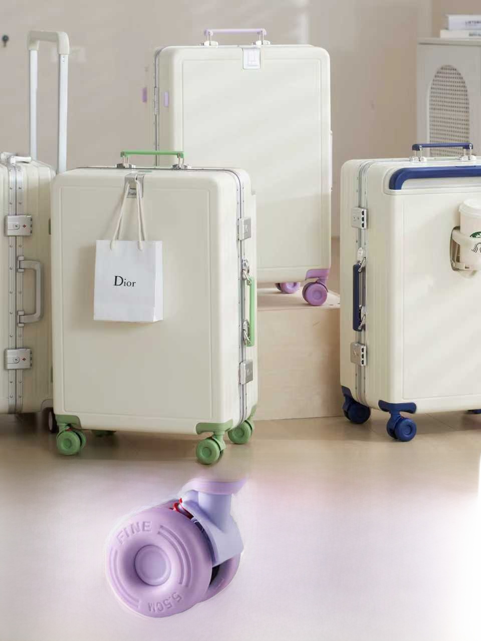 Nouvelle valise à roulettes de - Aluminum Frame Carry On Luggage avis et prix