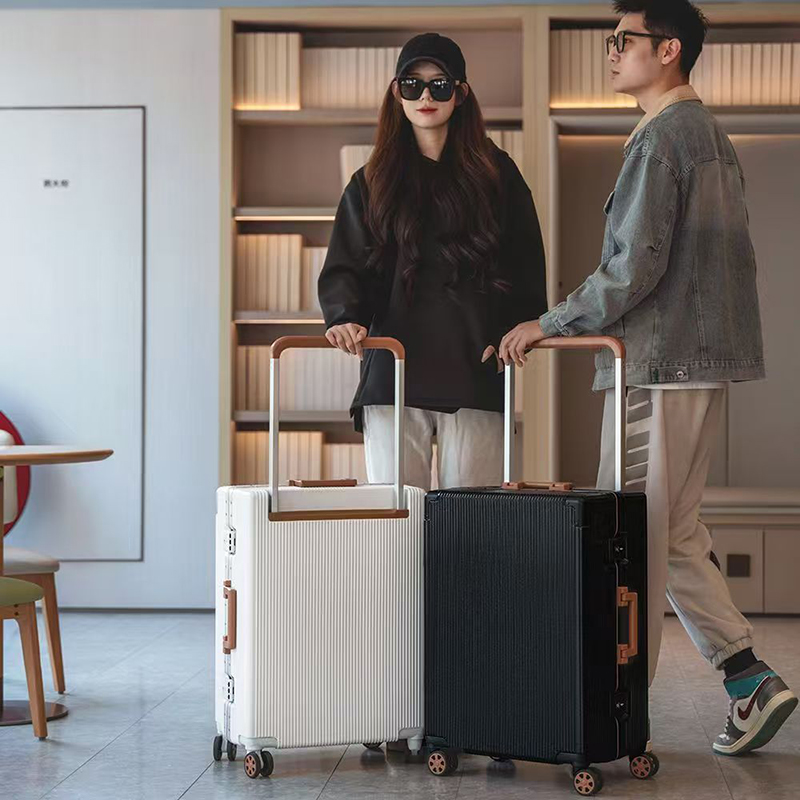 Nouvelle valise à roulettes la - Aluminum Frame Carry On Luggage avis et prix